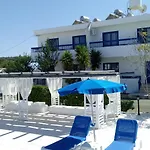 Flokkas Lejlighedshotel Protaras