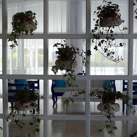 Flokkas Aparthotel Protaras