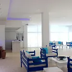 Aparthotel Flokkas