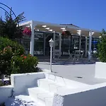 Flokkas Aparthotel 4*