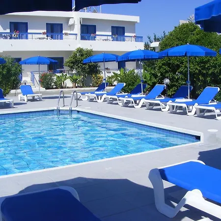 Lägenhetshotell Flokkas 4*